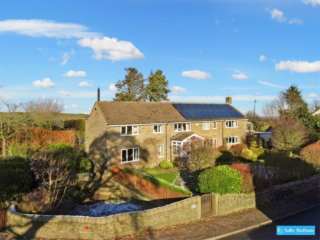 5 bedroom detached house for sale in Riddings Farm Cottage, Old