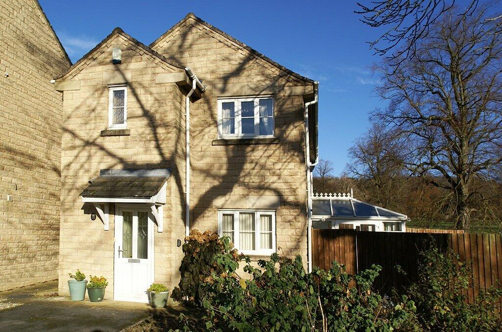 3 bedroom detached house for sale in Willow Way, Darley Dale, Matlock