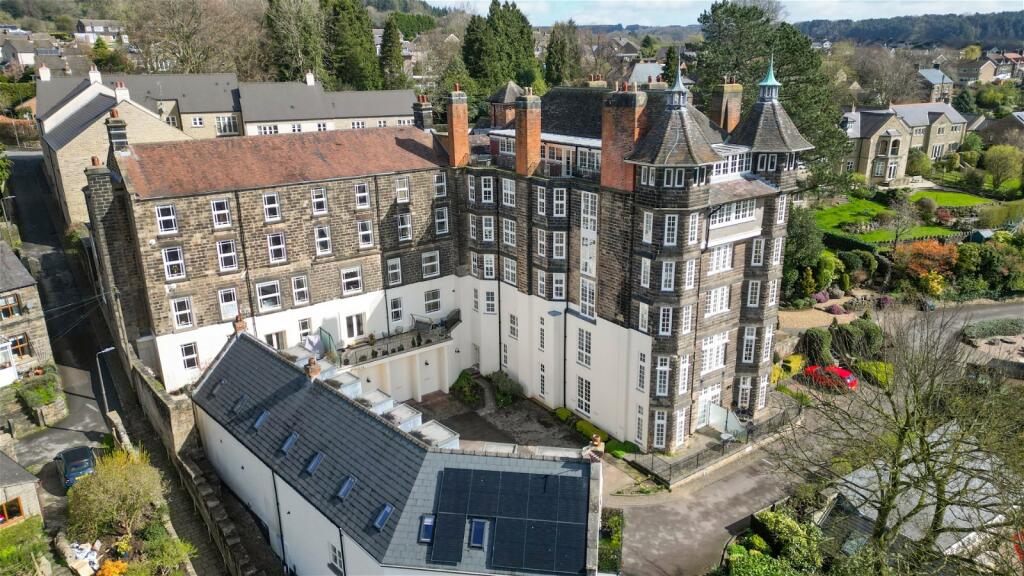 2 bedroom apartment for sale in Rockside Hydro, Cavendish Road, Matlock, DE4 3RX, DE4