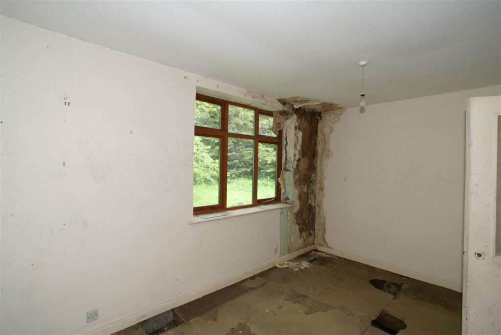 Additional image 11 of Warney Lodge, Old Road, Darley Dale.