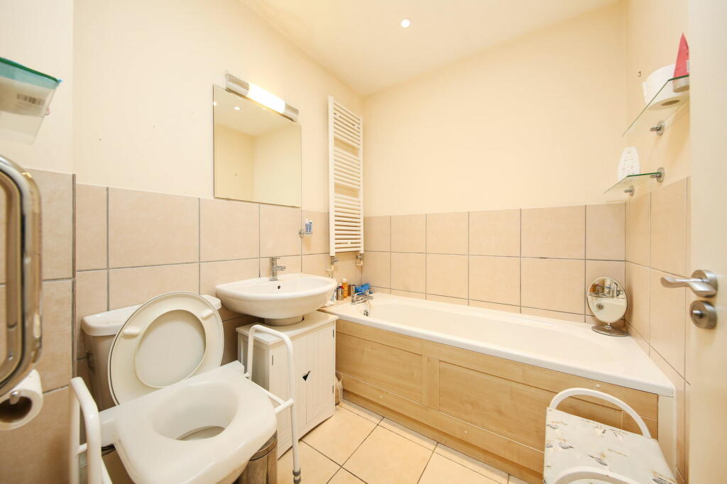 Additional property image - Malvern House, Smedley Street, Matlock, DE4 3JG