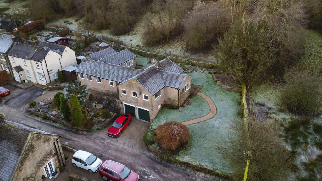 Additional property image - Overbridge Cottage, Moor End, Beeley