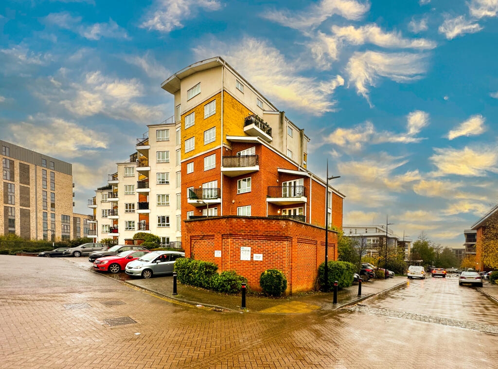 Main image of property: Omega Court, The Gateway, Whip, Watford, WD18