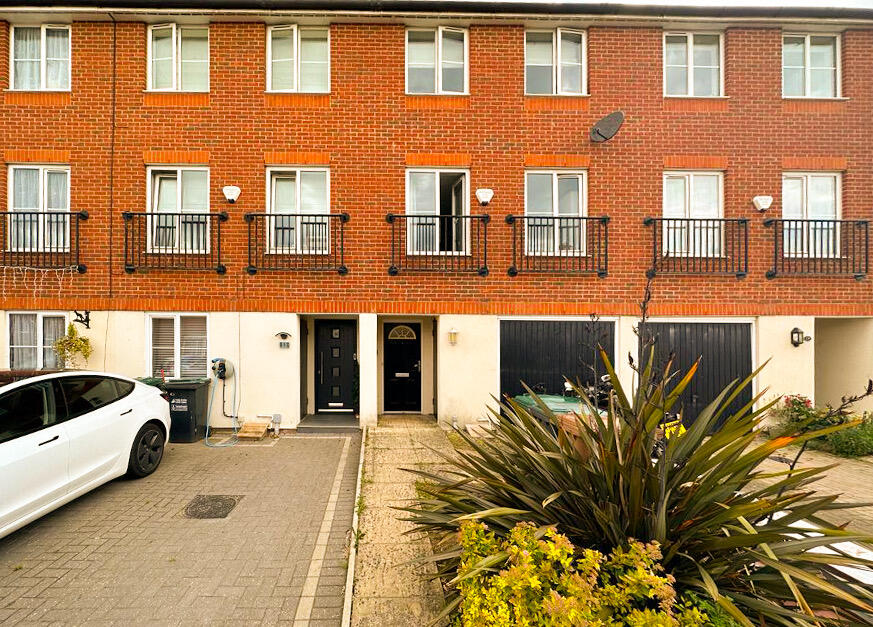 Main image of property: Edson Close, Leavesden, WD25