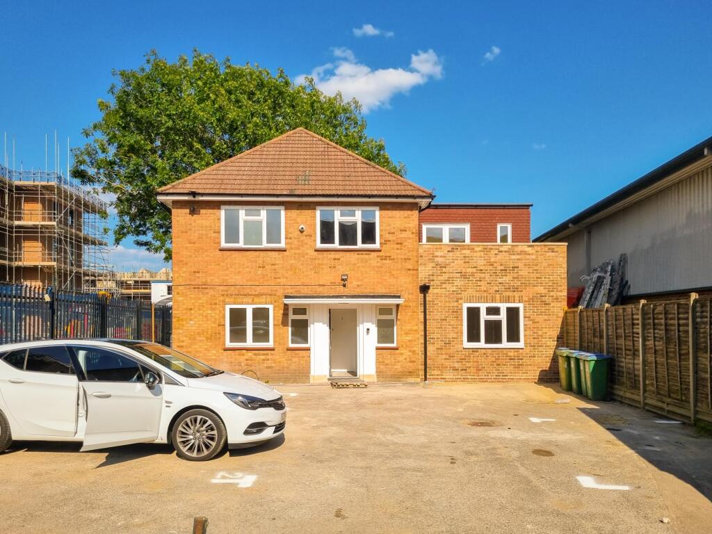 Main image of property: Garston Park Parade, Garston, WD25