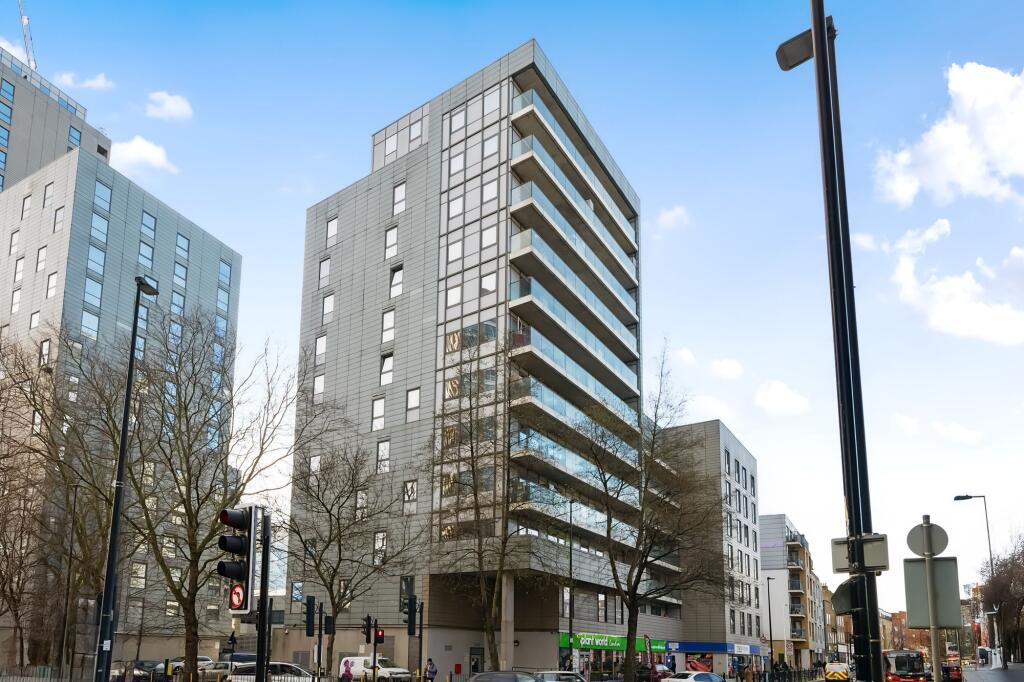 Main image of property: Poplar High Street, Wharfside Point North, E14