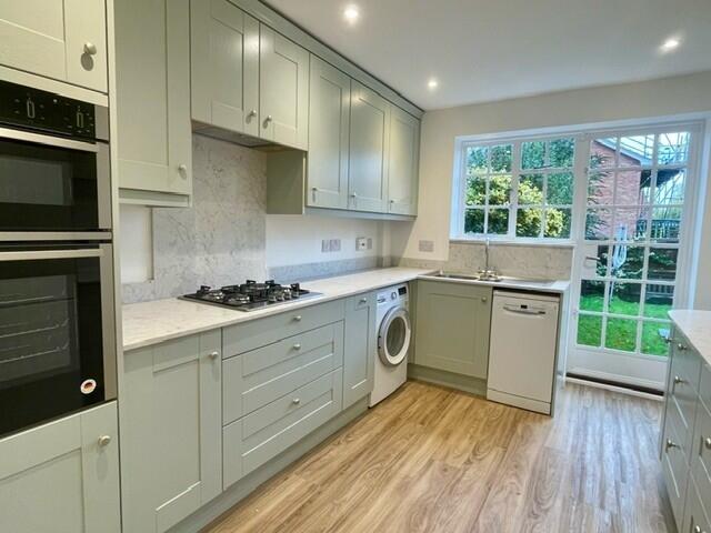 Main image of property: Cunliffe Close, Oxford