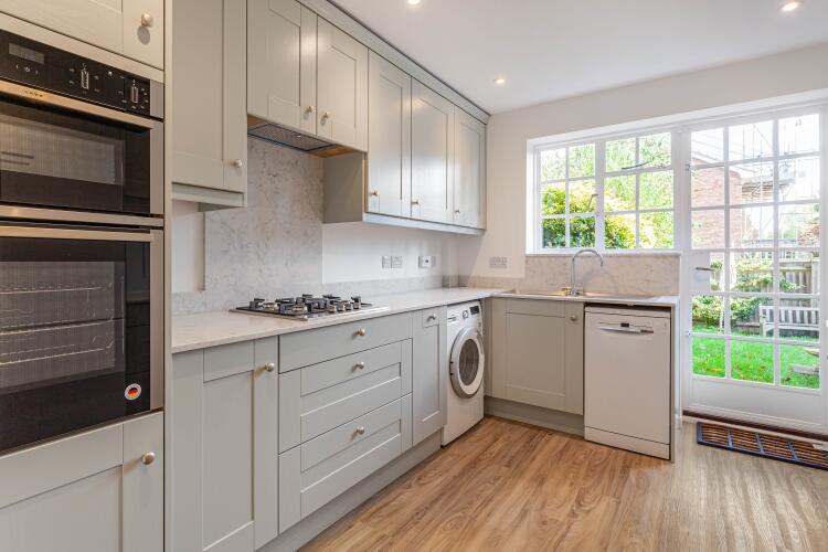 Main image of property: Cunliffe Close, Oxford