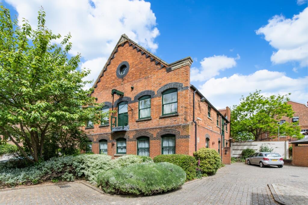 Main image of property: St Thomas Street, City Centre