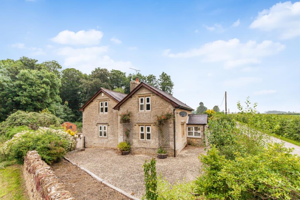 Main image of property: Croughton