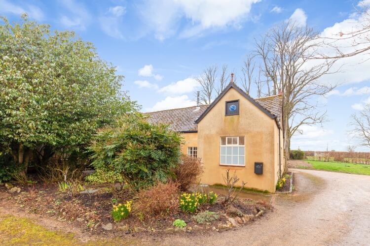 Main image of property: Southfields Place, Blakesley