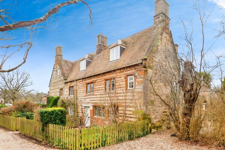 Main image of property: The Green, Culworth