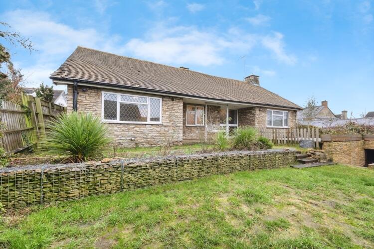 Main image of property: Farthinghoe, Brackley