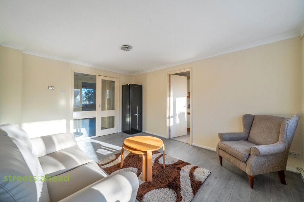 Main image of property: Chichester Road, Croydon, CR0