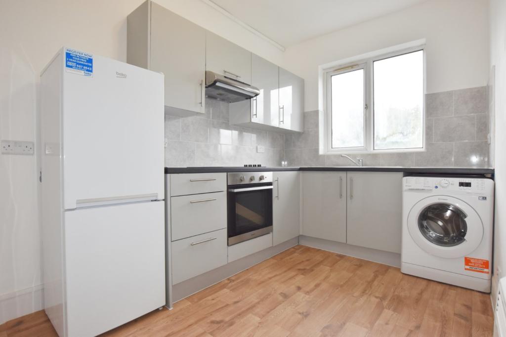 1 bedroom apartment for rent in Addiscombe Road, Croydon, CR0