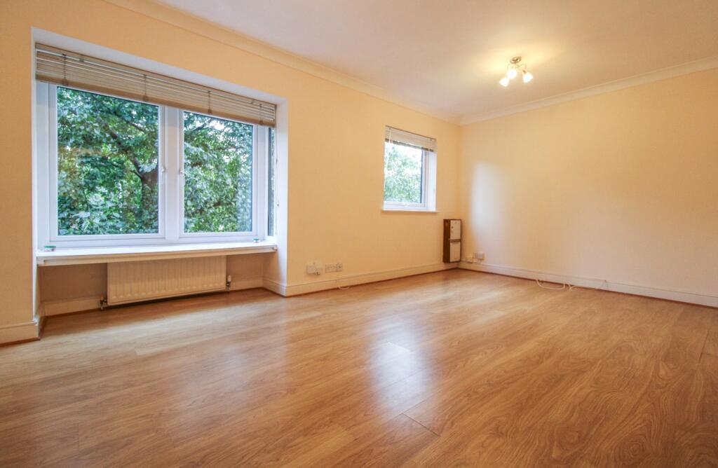 Main image of property: Park Hill Rise, Croydon, CR0