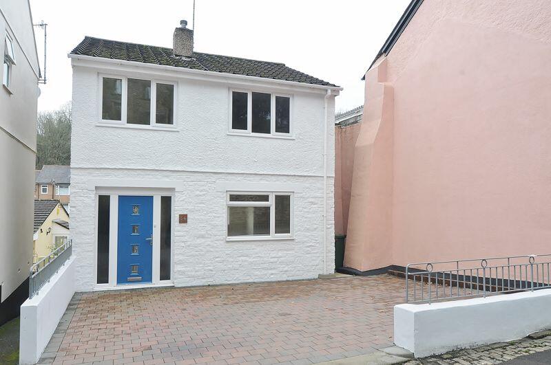 3 bedroom detached house for sale in Priory Road, Plymouth. Detached 3 Bedroom Property with Driveway and Garage. , PL3