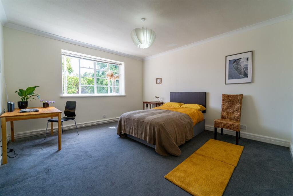 Additional property image - Viceroy Close, Edgbaston, Birmingham, B5