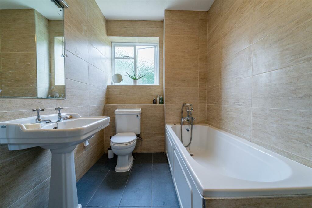 Additional property image - Viceroy Close, Edgbaston, Birmingham, B5