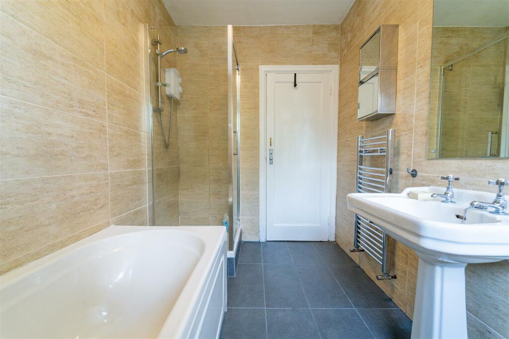 Additional property image - Viceroy Close, Edgbaston, Birmingham, B5
