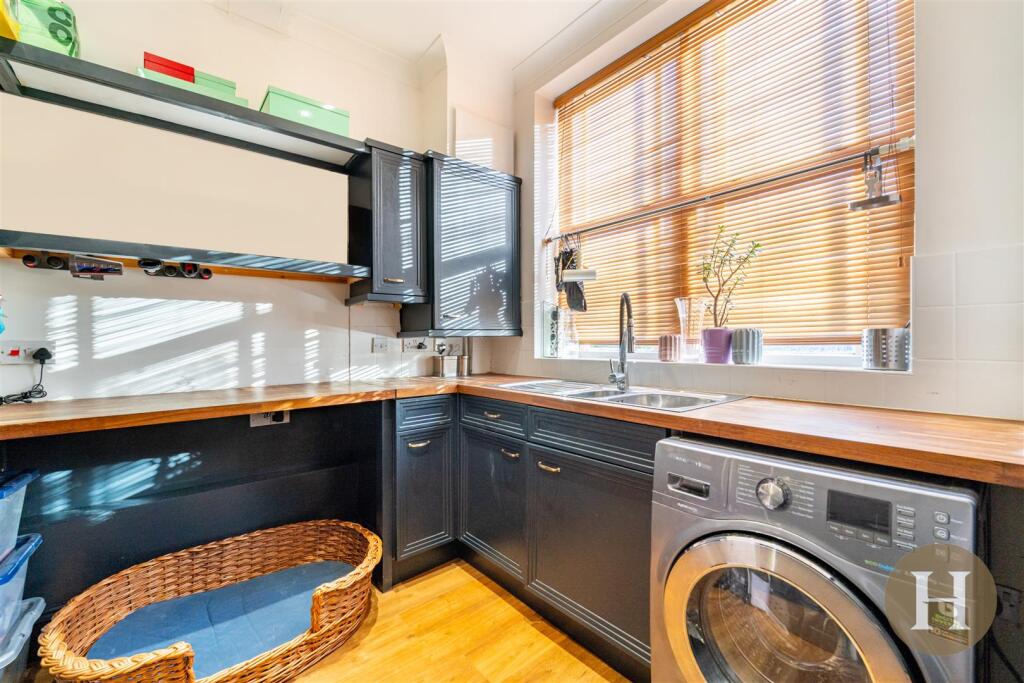 Additional property image - Metchley Lane, Harborne, Birmingham, B17