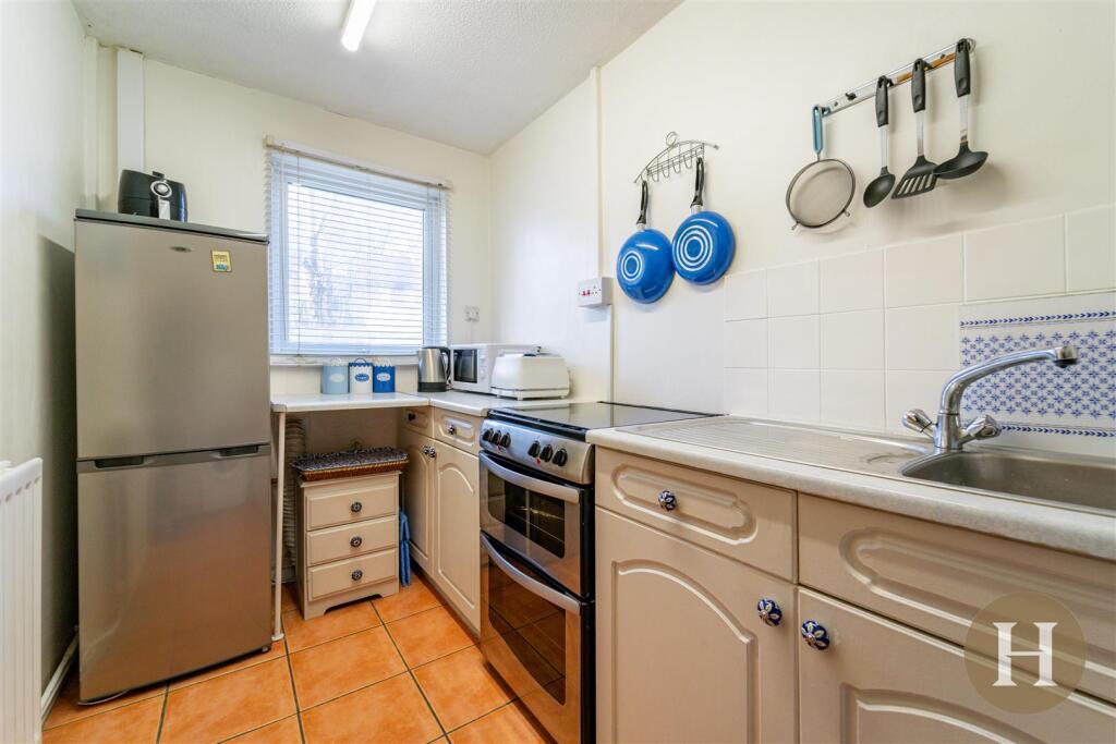 Additional property image - Fredas Grove, Harborne, Birmingham, B17
