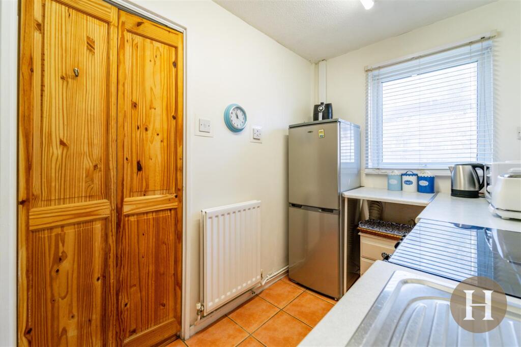 Additional property image - Fredas Grove, Harborne, Birmingham, B17