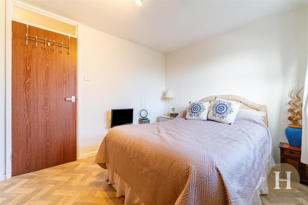 Additional property image - Fredas Grove, Harborne, Birmingham, B17