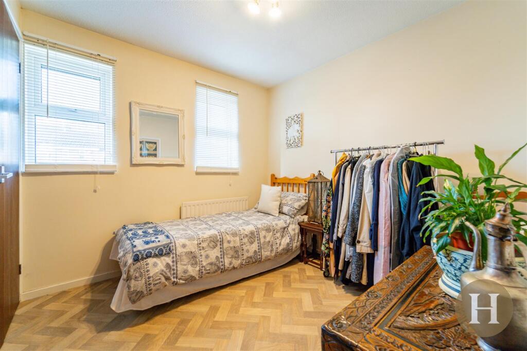 Additional property image - Fredas Grove, Harborne, Birmingham, B17