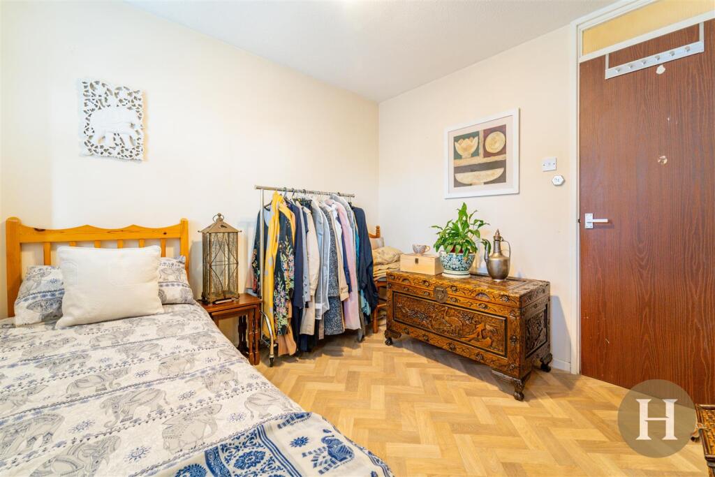 Additional property image - Fredas Grove, Harborne, Birmingham, B17