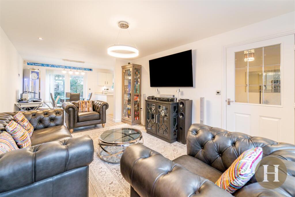 Additional property image - Martineau Drive, Harborne, Birmingham, B32