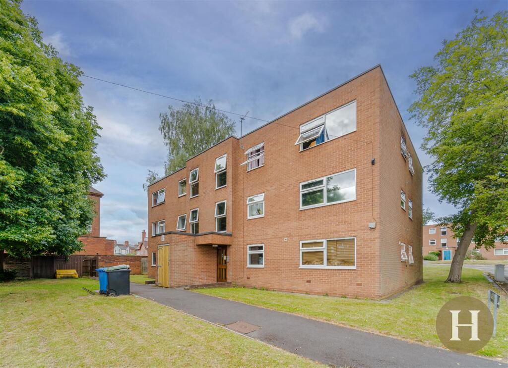 Main image of property: Chad Valley Close, Harborne, Birmingham, B17