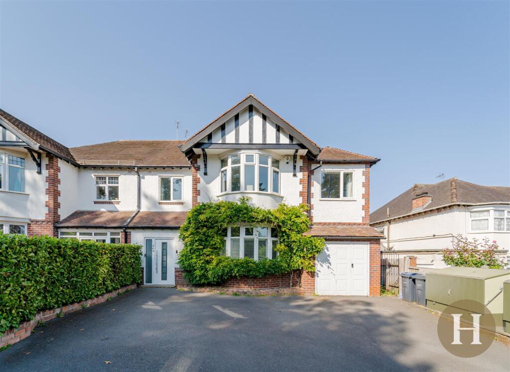 Main image of property: Harborne Park Road, Harborne, Birmingham, B17
