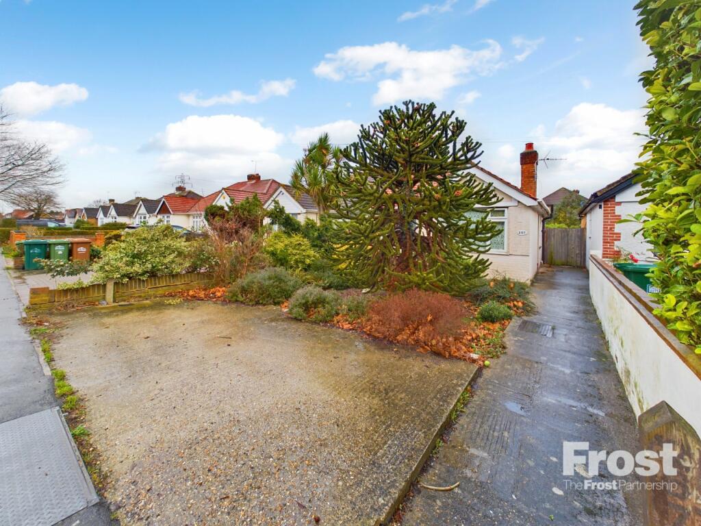 Main image of property: Kingston Road, Ashford, Middlesex, TW15