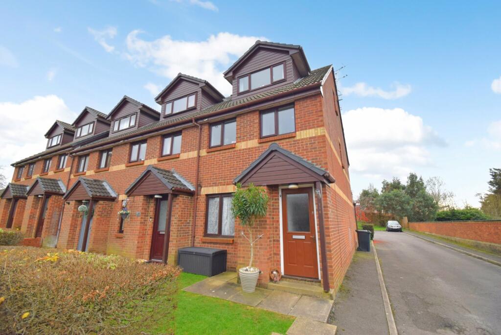 2 bedroom for sale in Maypole Road, Taplow, Maidenhead, SL6