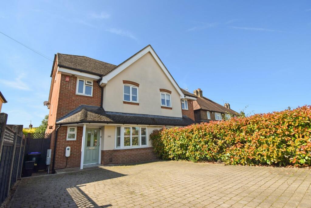 4 bedroom semi-detached house