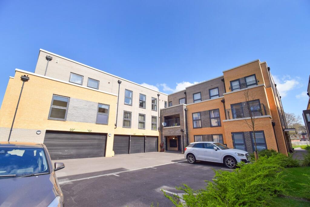 Main image of property: Cornwall Gardens, Taplow, Buckinghamshire, SL6