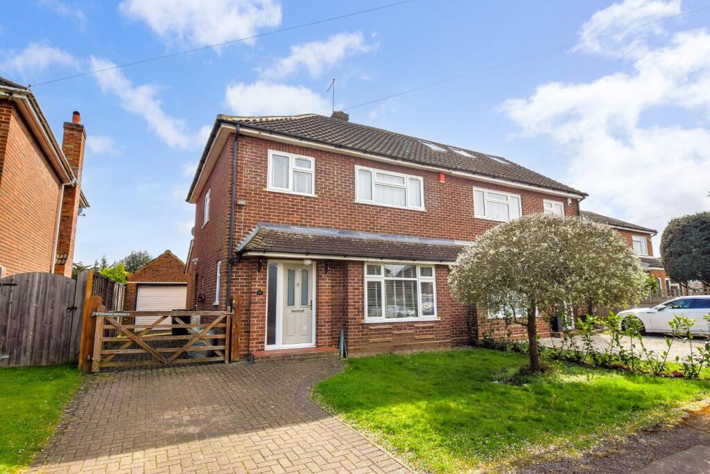 Main image of property: Pipers Close, Burnham, Buckinghamshire, SL1