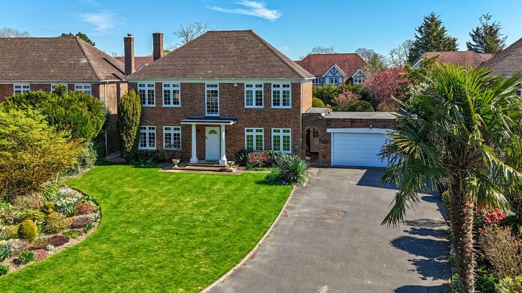 Main image of property: Green Lane, Burnham, Buckinghamshire, SL1