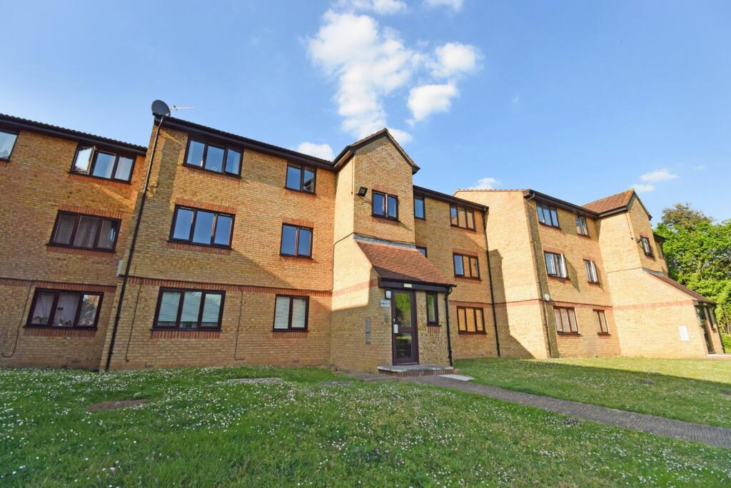 Main image of property: Walpole Road, Cippenham, Berkshire, SL1