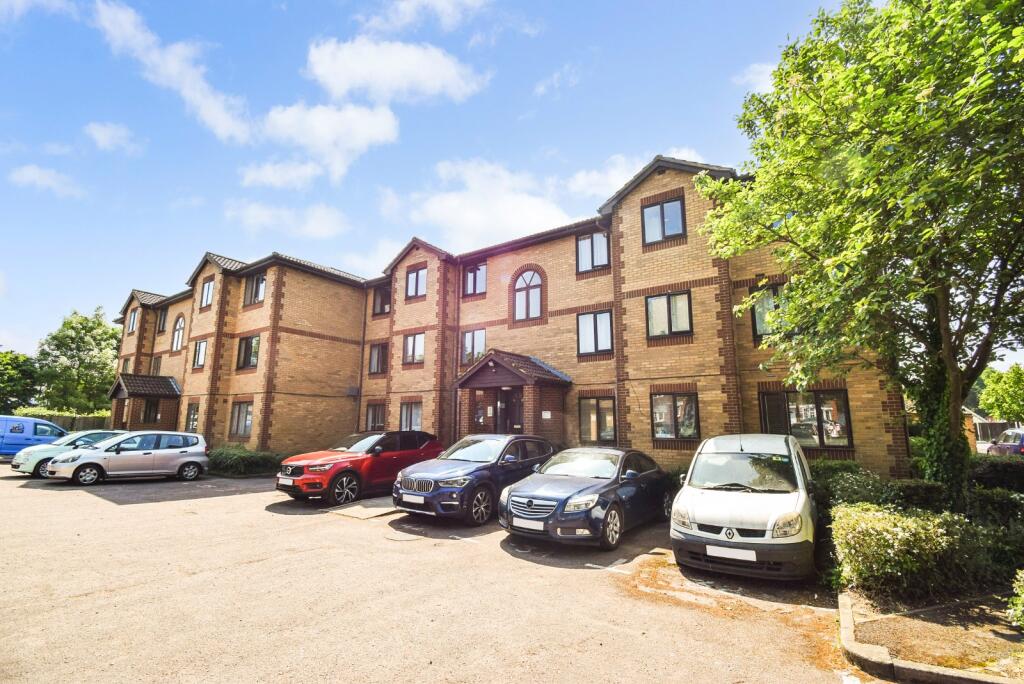 Main image of property: Kinnaird Close, Cippenham, Berkshire, SL1