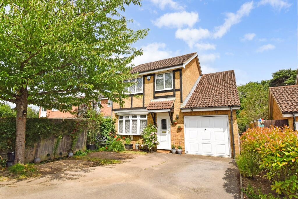 4 bedroom detached house