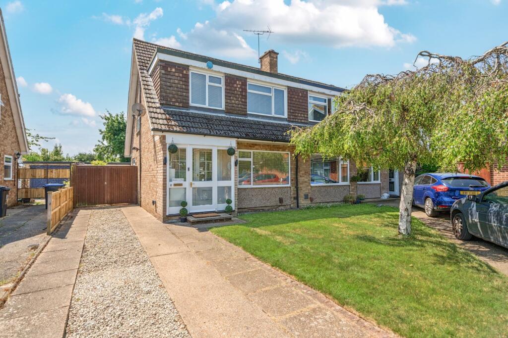 Main image of property: Hag Hill Rise, Taplow, Buckinghamshire, SL6
