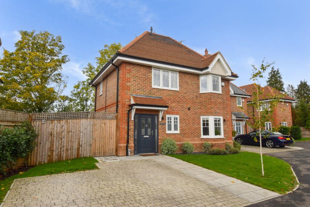 Main image of property: Abbey Court, Burnham, Buckinghamshire, SL1