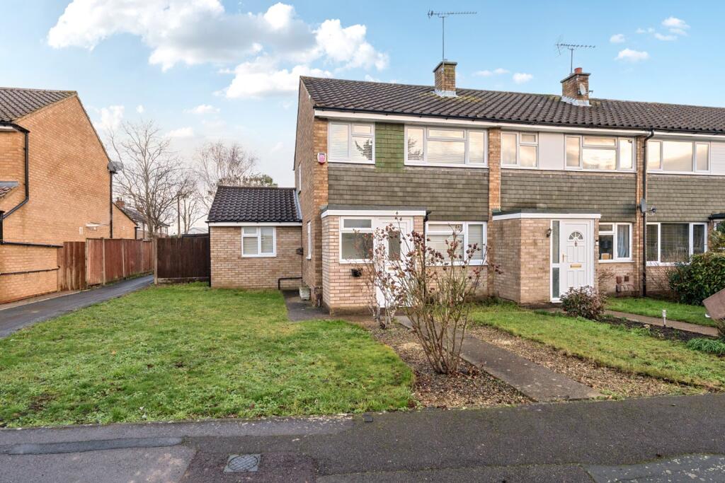 Main image of property: Hag Hill Rise, Taplow, Buckinghamshire, SL6