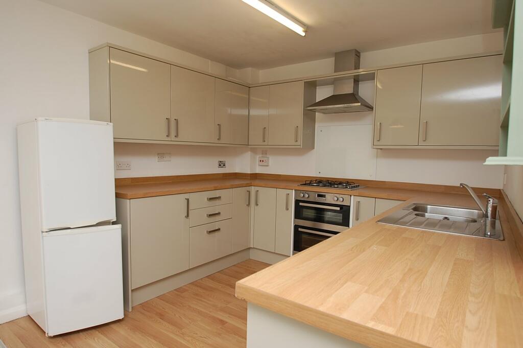 2 bedroom apartment for sale in Indres House, High Street, Chalfont St