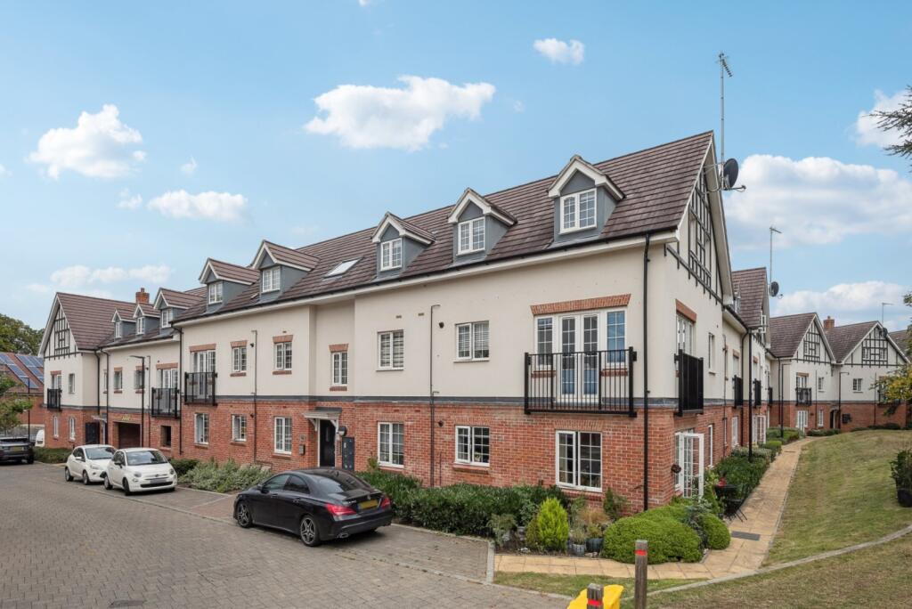 Main image of property: Grange Road, Chalfont St. Peter, Gerrards Cross, Buckinghamshire, SL9