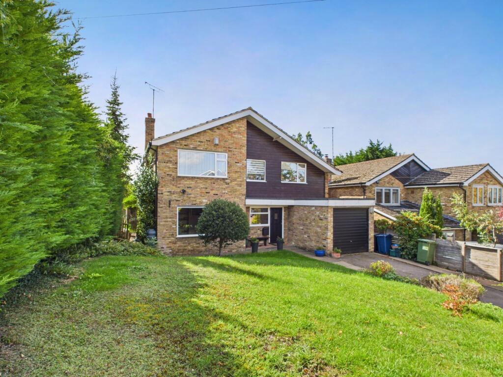 Main image of property: The Paddock, Chalfont St. Peter, Buckinghamshire, SL9