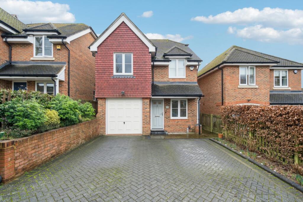 Main image of property: Elms Road, Chalfont St. Peter, Gerrards Cross, Buckinghamshire, SL9