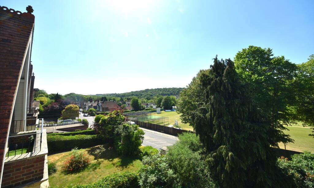 Main image of property: London Road, High Wycombe, Buckinghamshire, HP11